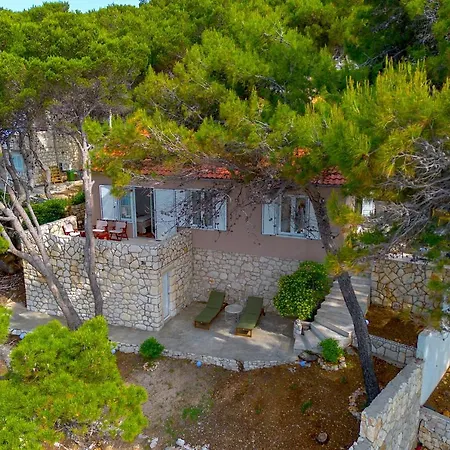 Mediterranean Summer House * Χβαρ