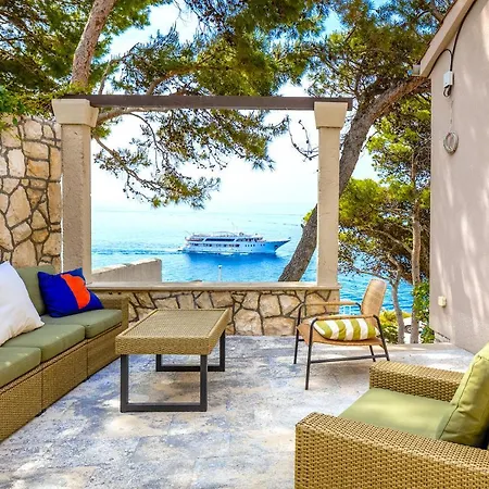 Mediterranean Summer House * هفار