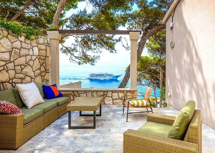 Mediterranean Summer House * Hvar Town